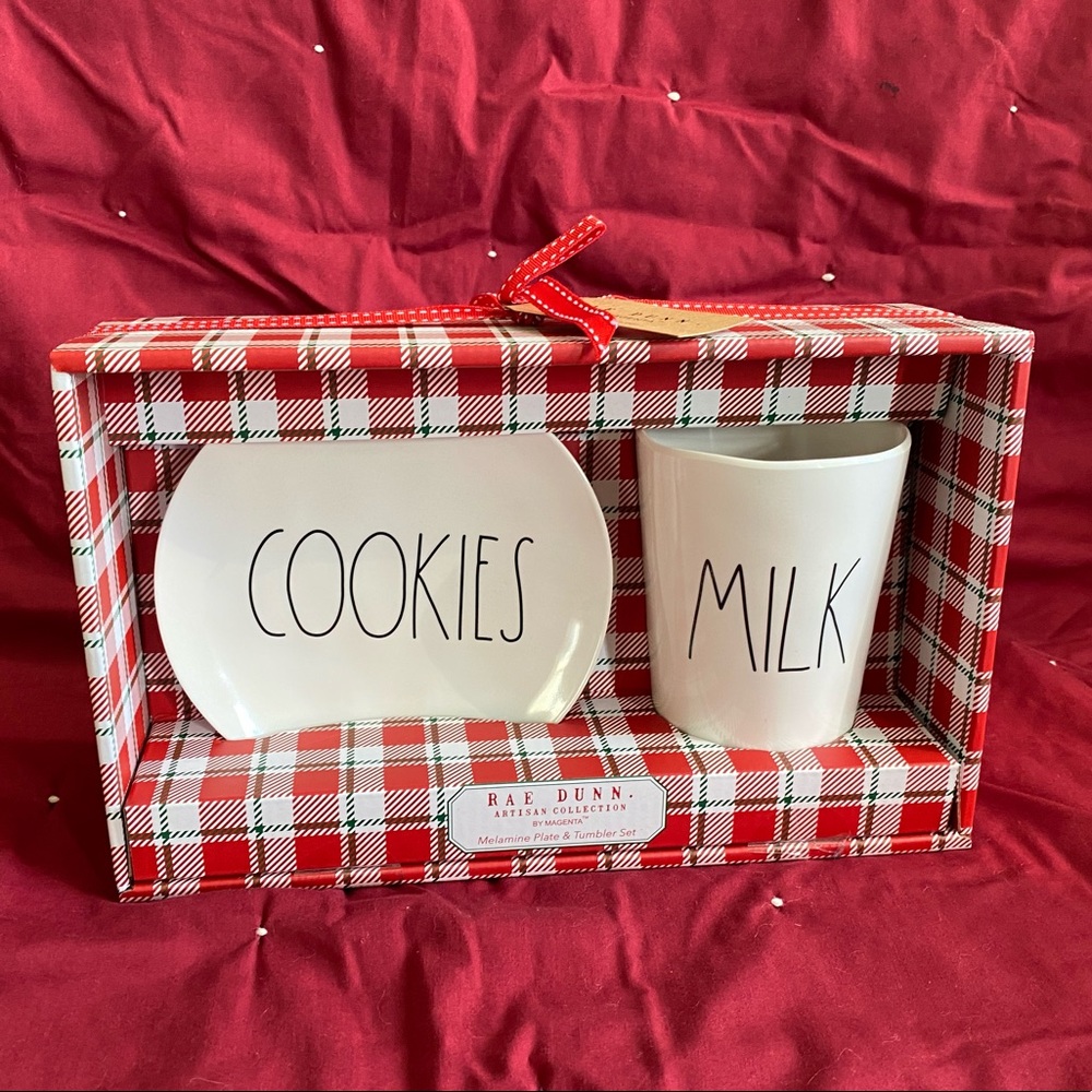 🔥🔥🔥🔥 Rae Dunn “Cookies and Milk” set